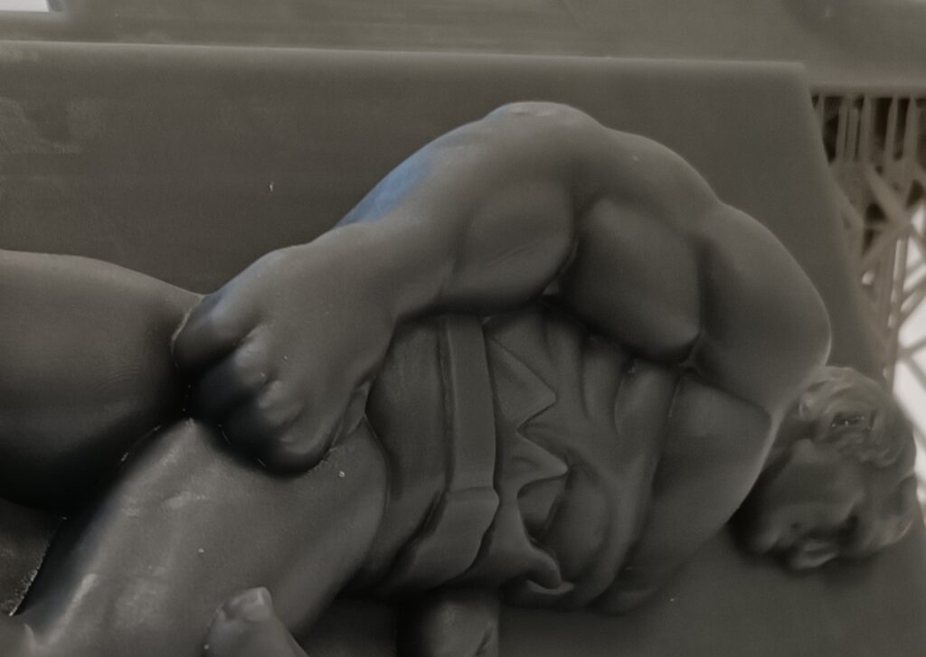calco bassorilievo realizzato con stampa 3D tecnologia SLA